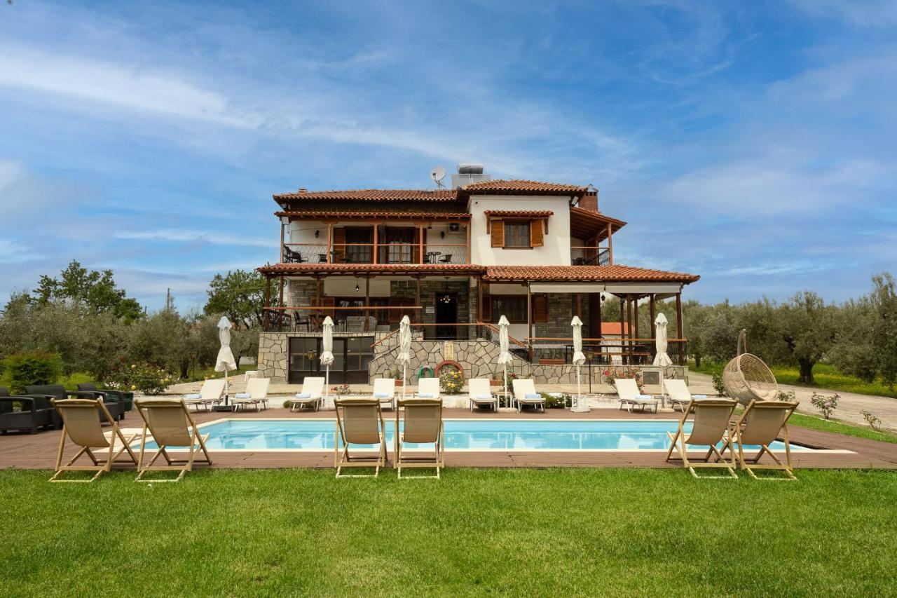 Kalisun Pool House By Georgalas Nea Kallikrateia Exterior photo