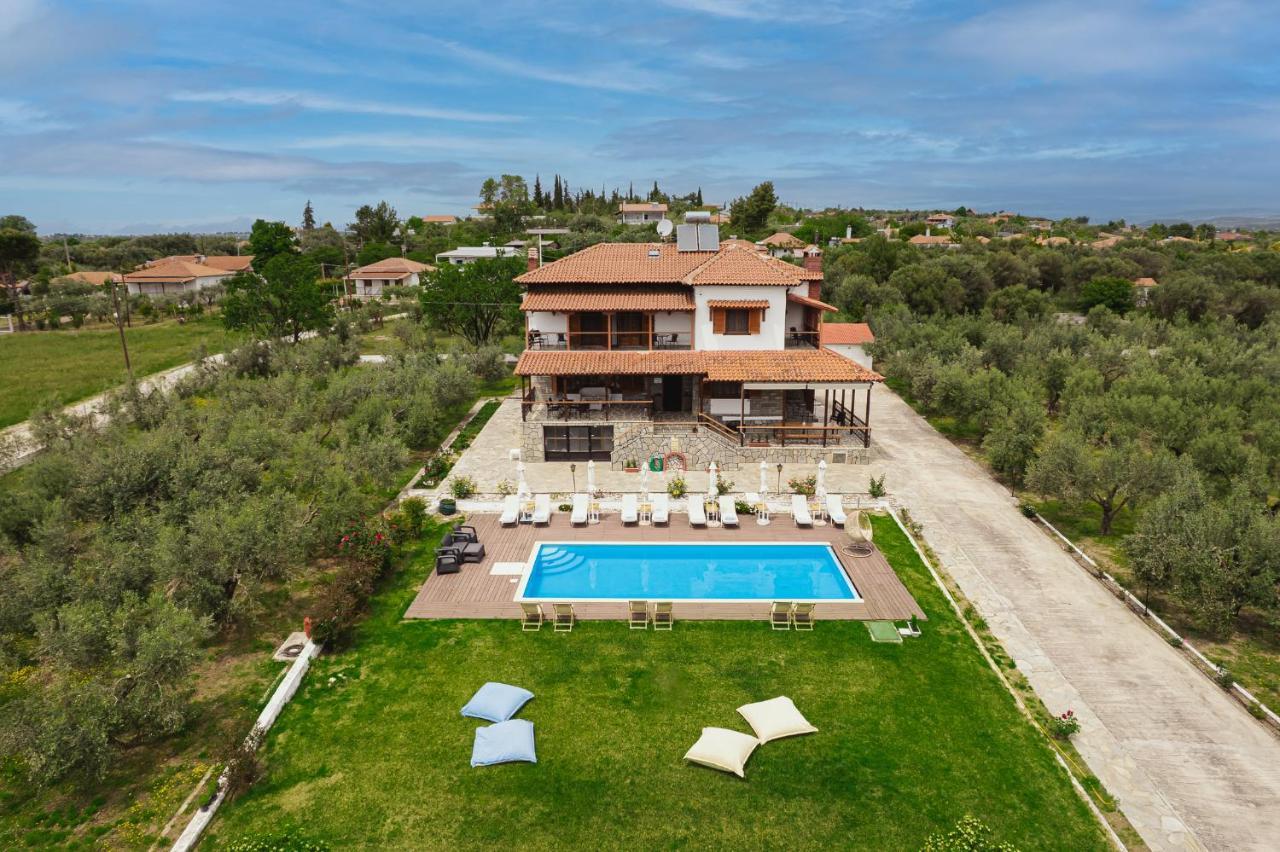 Kalisun Pool House By Georgalas Nea Kallikrateia Exterior photo